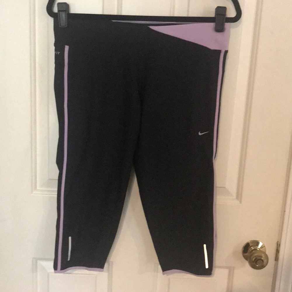 Nike cropped leggings